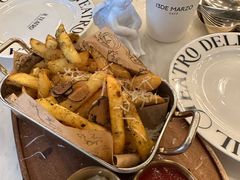 黑松露薯条-IL TEATRO 精品意大利餐厅