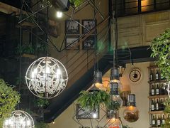 -临界音乐酒馆·小龙虾·江湖菜(华熙LIVE·鱼洞店)