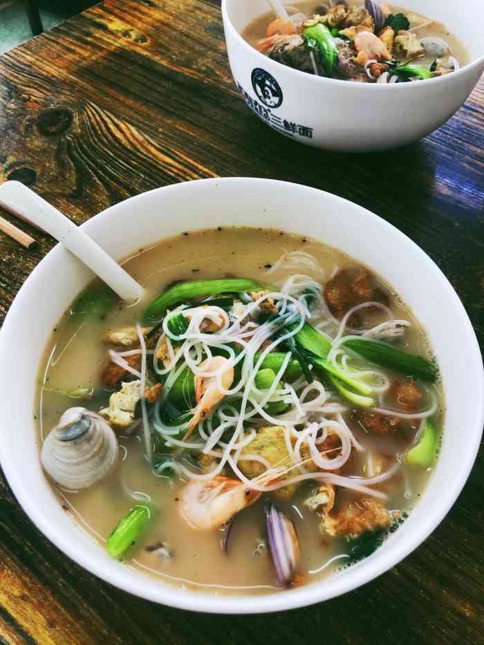 清江佬三鲜面(蒲鞋市店)-"22元一碗三鲜面,配置超级豪华:小黄鱼.