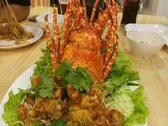 -J Daeng Seafood