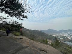 -灵岩山风景区