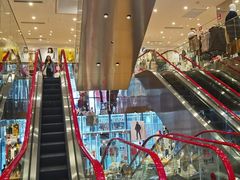 -优衣库(深圳万象天地旗舰店)
