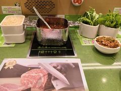 -LuOne凯德晶萃广场(徐家汇路店)
