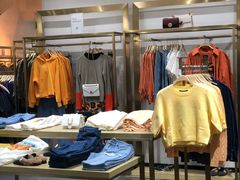 -URBAN REVIVO(济南世茂广场店)