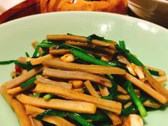 干煸藕丝-富力威斯汀酒店-中国元素中餐厅(武昌临江店)