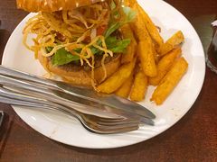 蓝波汉堡-KATCHUP