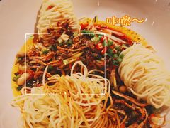 -有红鸡毛店·川菜(建设路店)