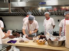 -闫家驴肉老店(华电一校店)
