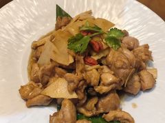 -雀舞云南菜(天津天河城购物中心店)