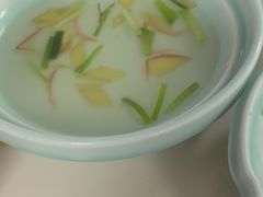 -七的湖·晚芳亭·阳澄湖农家菜·大闸蟹(莲花岛店)