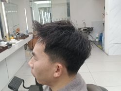 -尤司男士国潮理发馆