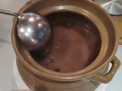 原煲眉豆粉葛鲮鱼汤-明本湛江鸡•海鲜小厨(陈家祠店)