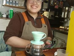 -蓝壁虎咖啡酒馆