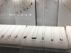 -王权免税店(廊曼机场店)
