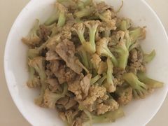 -阿姨来了月嫂服务中心(徐汇店)