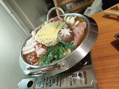 -恩你小木屋·韩式料理(假日广场店)
