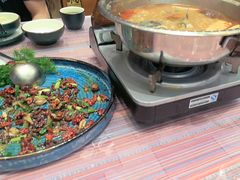 -老滇山寨•云南特色菜•地方菜•民族风情歌舞表演(金碧店)