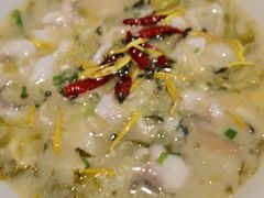 鹿桃酸菜鱼-大树餐厅(益田假日店)