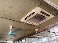 -华威达牛庄(黄埔大道西店)