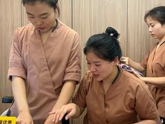 -灸春堂·艾灸·痛症·整脊连锁(之江银泰店)