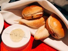 -弦月窗LUNETTE BY AMANDA(复兴路店)