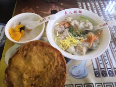 -长人馄饨铺(解放街店)