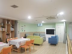 -上海徐汇区悦颐养老院