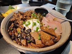 黑松露菌子焖饭-Ameigo梅果·云贵川bistro(长宁来福士店)