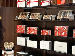 -Laderach 莱德拉(上海环贸iapm店)