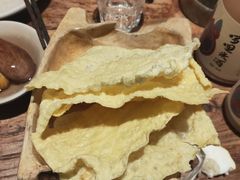 -老牌坊云南鱼豆花火锅(爱建店)