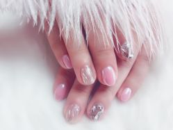 -Pink You美甲美睫纹绣定制中心