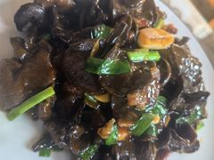 -崂山水果园农家宴(泉水鸡店)