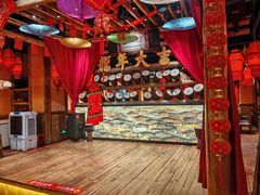 -老滇山寨•云南特色菜•地方菜•民族风情歌舞表演(金碧店)