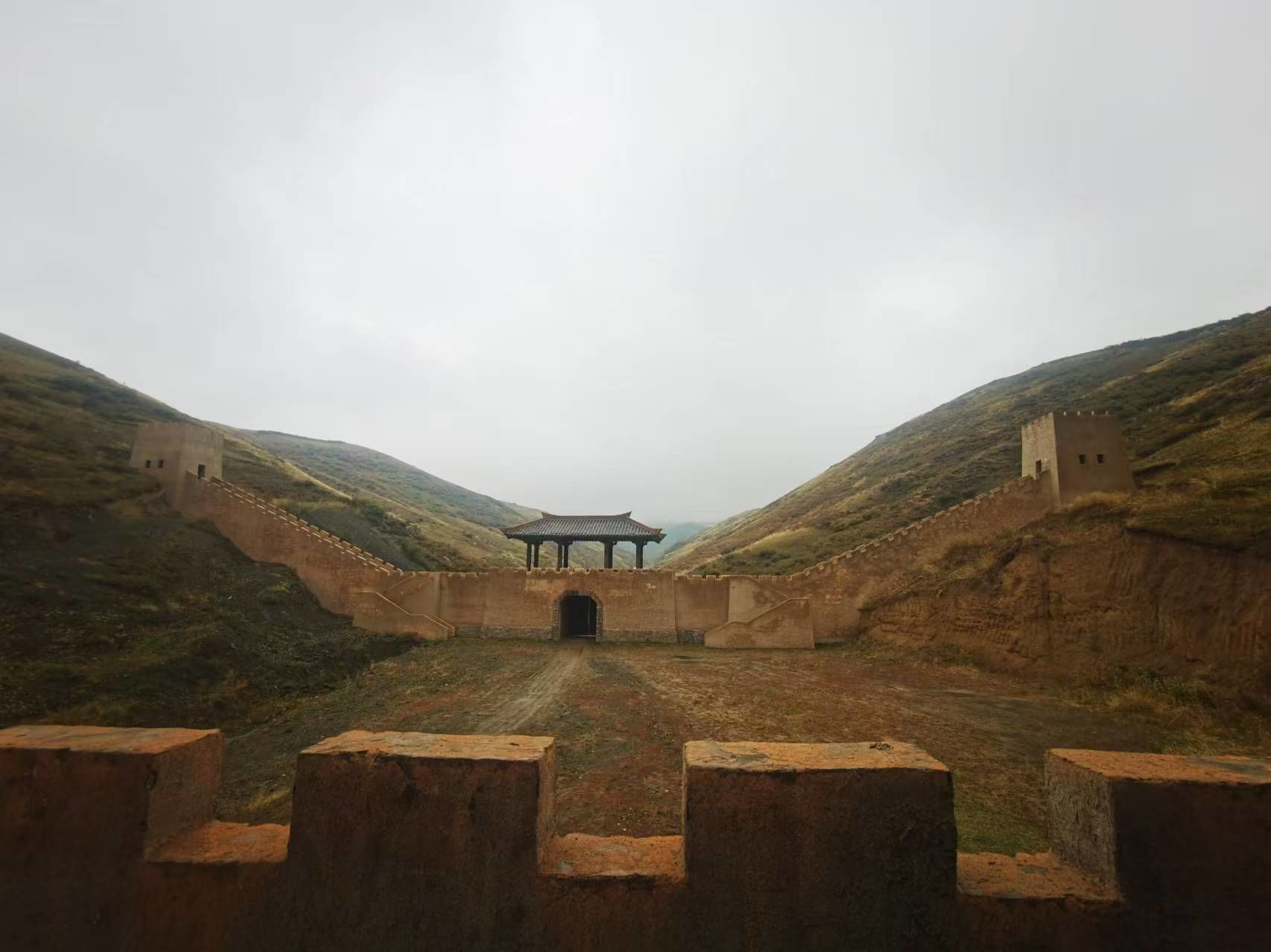 这是新疆江布拉克的景点—疏勒影视城,这里是一座古城遗址,拍过电影.