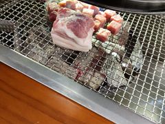 -肉甲韩国木炭烤肉(新壹街1店)