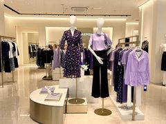 -王府井奥莱临潼小镇(临潼店)