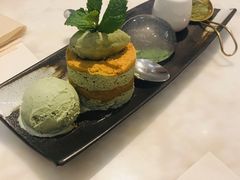 -港丽餐厅(高德置地店)