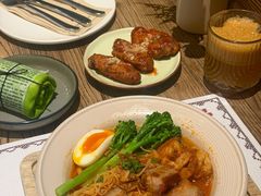 -Common Table · Brunch & Coffee