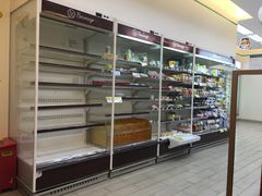 -全家便利店(洛川东路店)