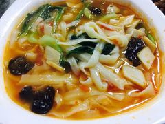 刀削面-天天向上素食餐厅(五台山店)