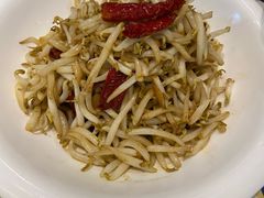 -阿拉丁新疆风味餐厅·清真(罗廊巷店)
