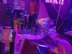 -好乐迪(张扬路八佰伴店)