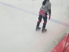 -全明星滑冰俱乐部(万象城店)