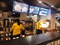 -麦当劳(水坑尾街店)