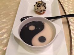 黑白芝麻布甸-8餐厅(新葡京酒店)