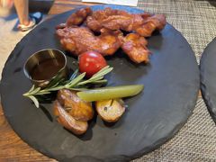 -喜洲吧·江畔老船厂·庭院餐厅(喜临院店)