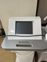 -菩叶脱发白发中心
