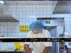 -陇兴楼兰州拉面(西安咸阳国际机场店)