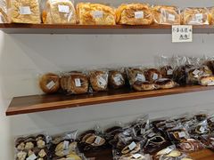 -雀食面包店(钟楼店)