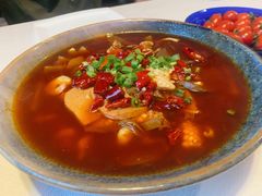 双鲜毛血旺-旺顺阁鱼头泡饼(小红门店)